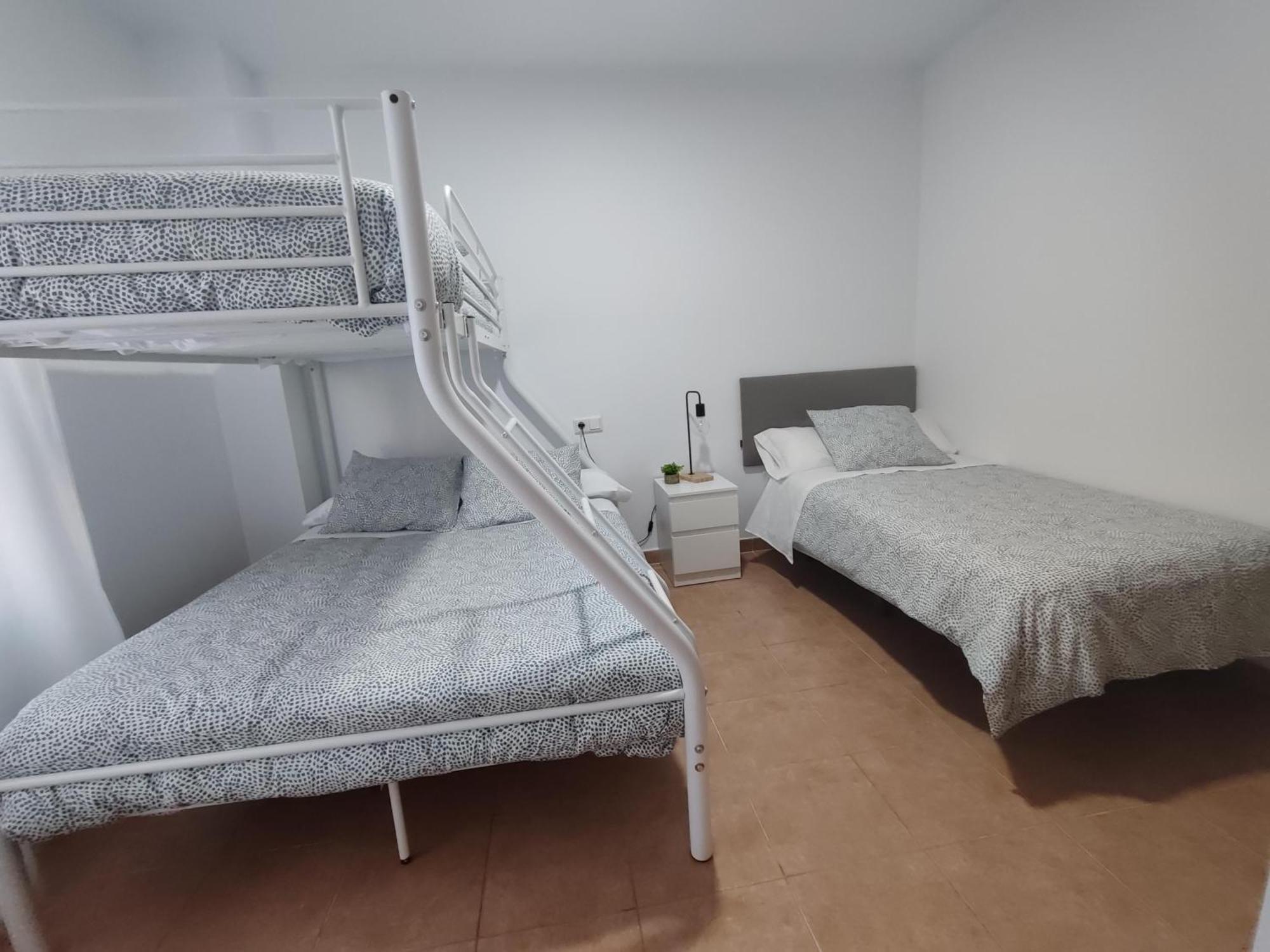 En Sevilla Con Piscina Y Parking Apartment *